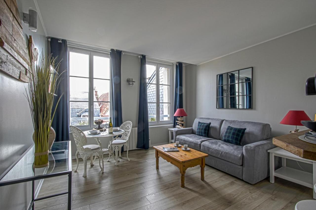 La Venelle Du Bassin Daire Honfleur Dış mekan fotoğraf